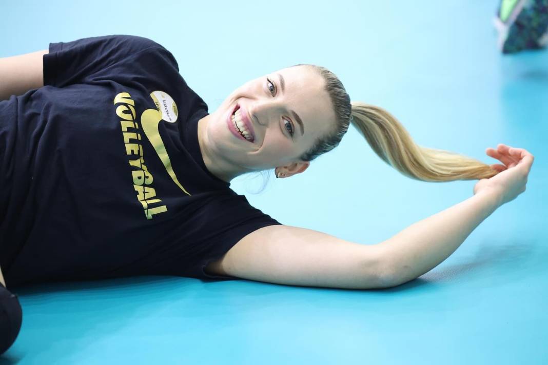 Cansu Özbay MVP seçildi 4